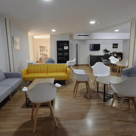 Ahc Hotel 3*