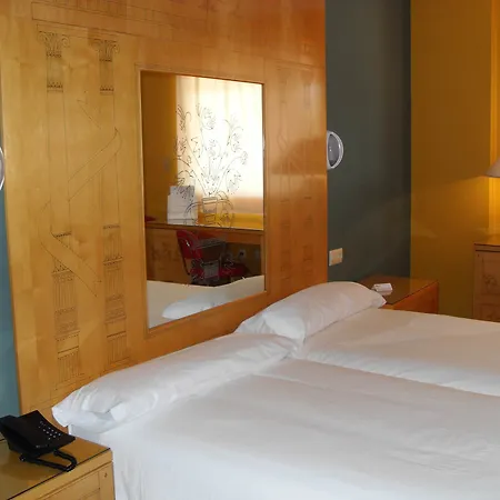Otel Ahc Caces
